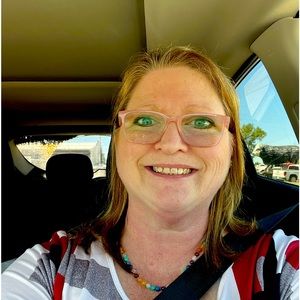 Meet your Posher, Dea